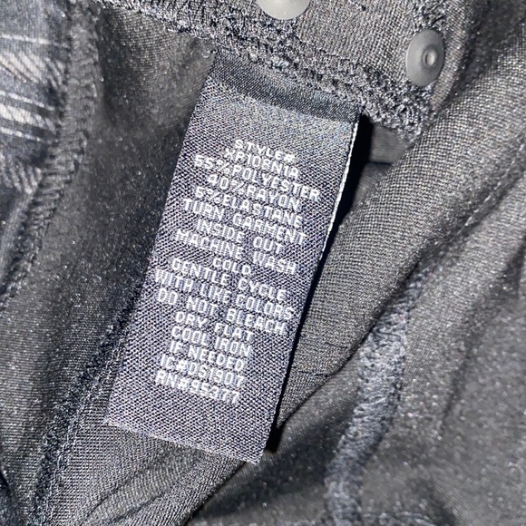 Sanctuary Black and Gray Leggings Skinny/straight leggings Size Large - Picture 7 of 7